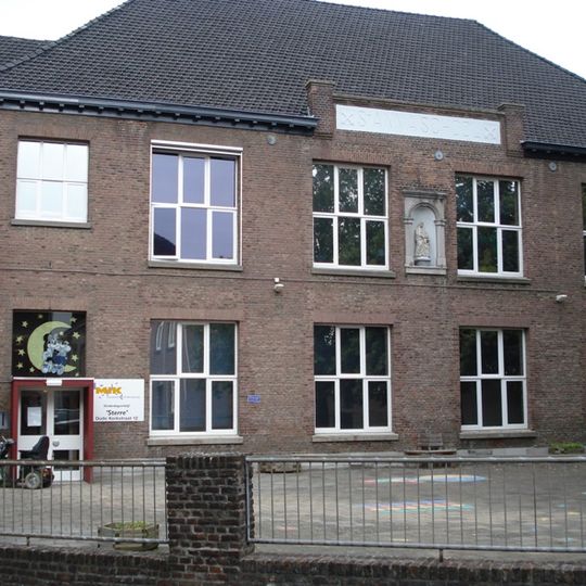 Oude Kerkstraat 12, Heer