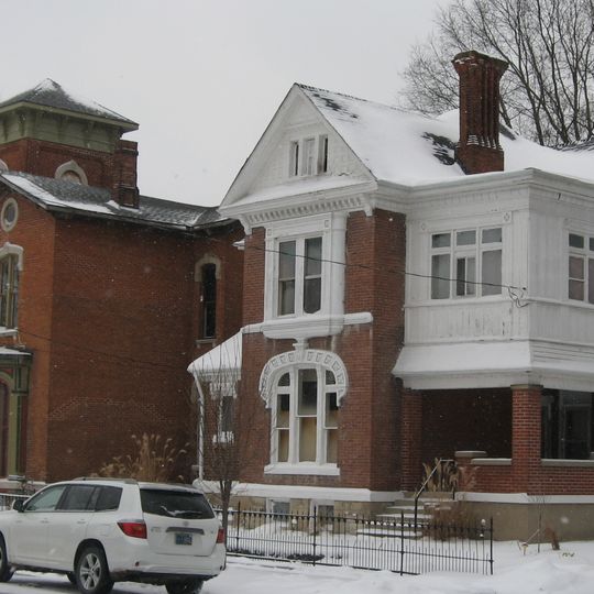 Bankers Row Historic District