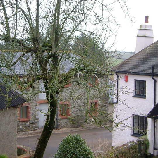 Lower Woodland Farmhouse