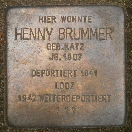 Stolperstein dedicated to Henny Brummer