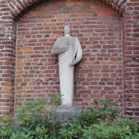 Statue of Sacred Heart of Jesus Christ
