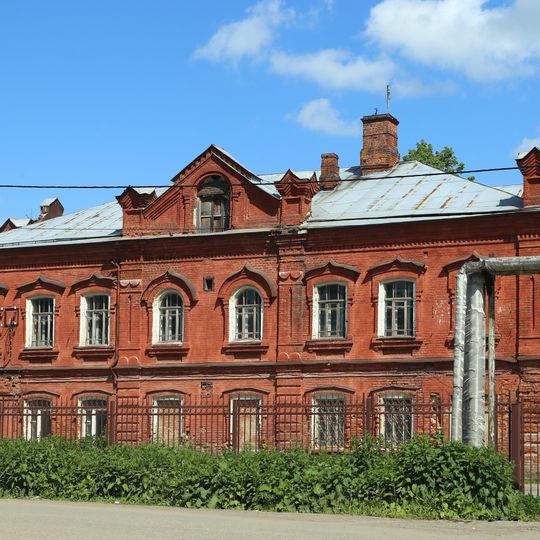 Школа с Никольской церковью Владимирской исправительной колонии