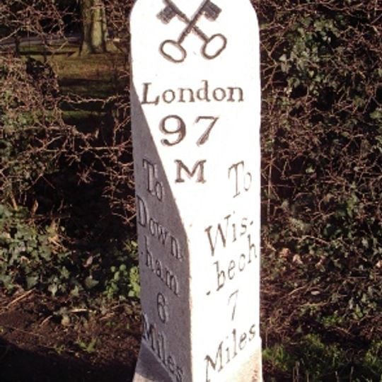 Milepost, just W of entrance to Mullicourt Priory Farm