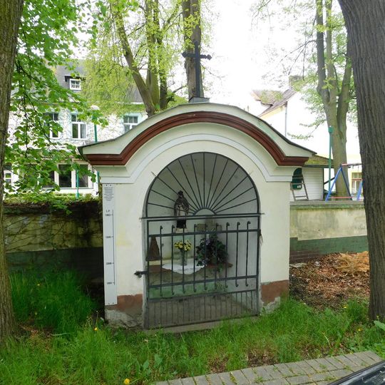 Výklenková kaple svatého Jana Nepomuckého v Sázavě