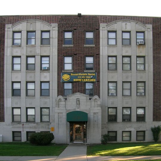 Saint Paul Manor Apartments