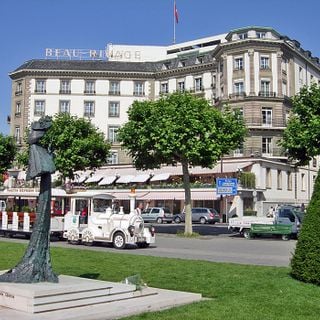 Hôtel Beau-Rivage