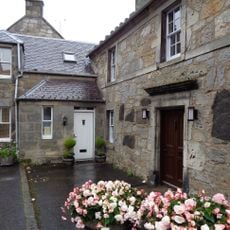 Falkland, High Street, Embo