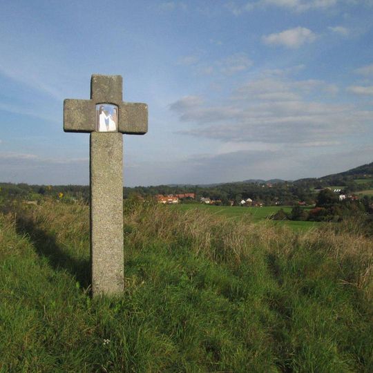 Kříž na křížové cestě u Počepic - 6. zastavení