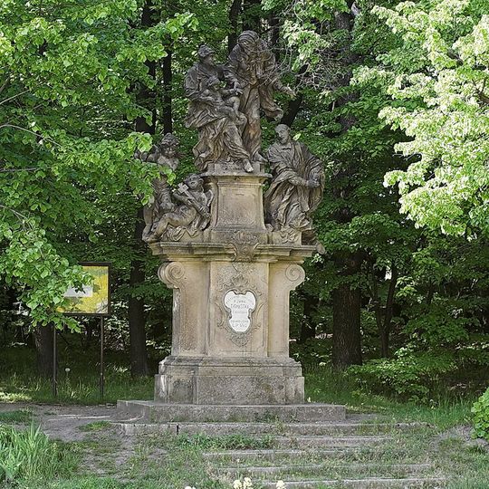 Statue of Saint Anne