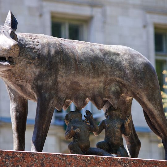 Capitoline Wolf, Chișinău