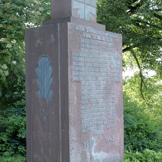 Kriegerdenkmal für die im Zweiten Weltkrieg gefallenen Kameraden des Beyeröhder Turnvereins 1893 e.V.