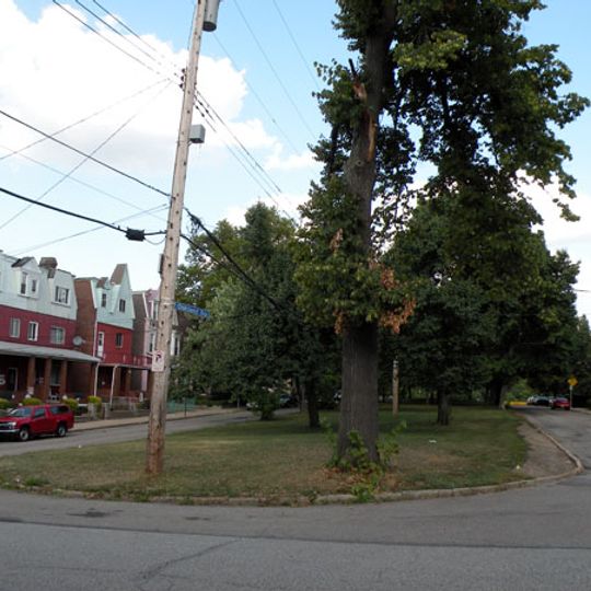 Oakland Square Historic District