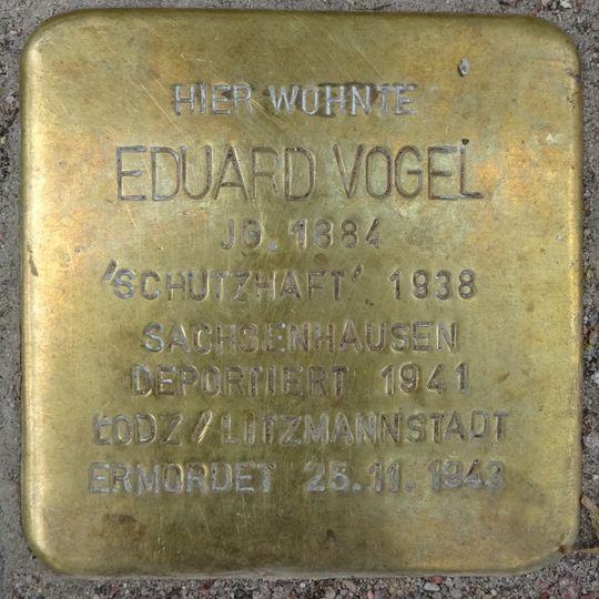 Stolperstein en memoria de Eduard Vogel