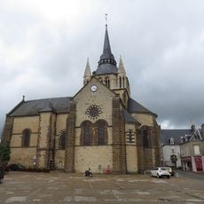 Église Notre-Dame de Fresnay-sur-Sarthe