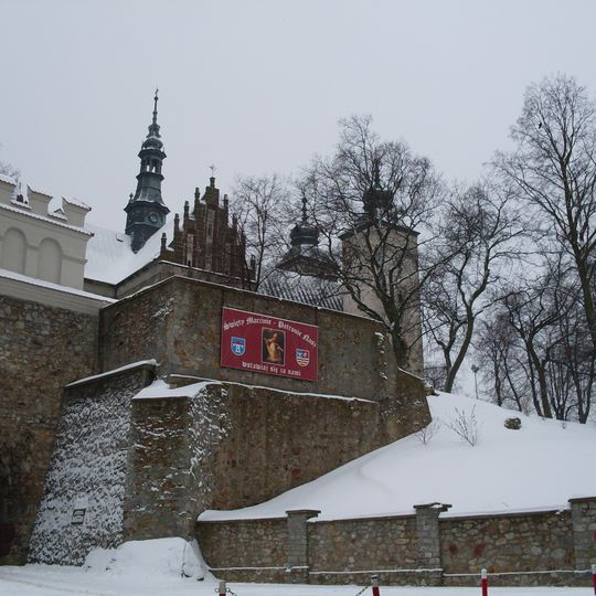 Pozostałości murów obronnych