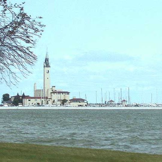 Grosse Pointe Shores