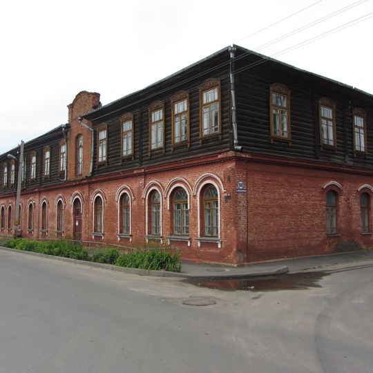 Dziaržynskaha Street 90, Barysaŭ