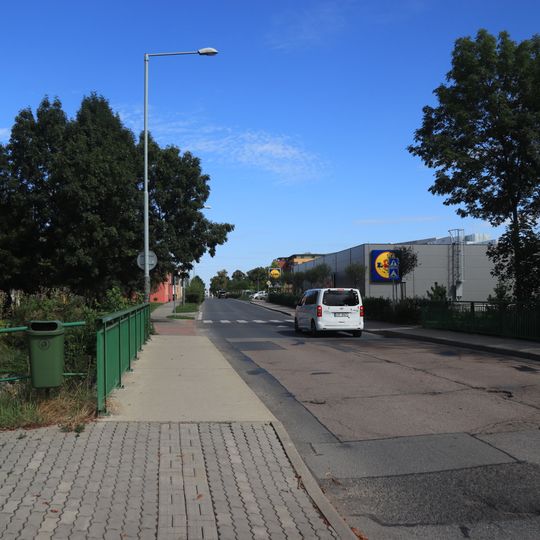 Bridge of Schoellerova street over the Červenomlýnský potok