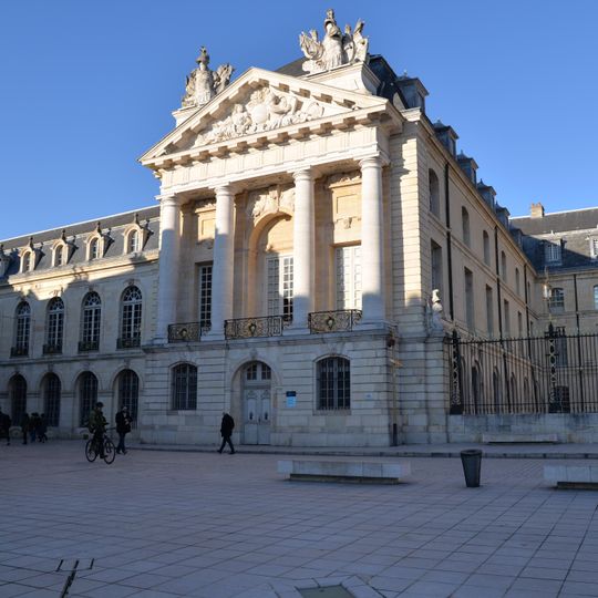 Archives municipales de Dijon