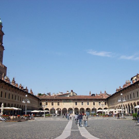 Piazza Ducale