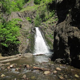 Dog Creek Falls