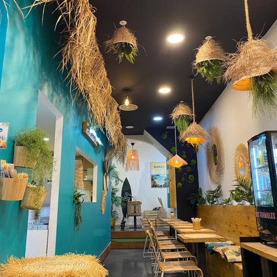 TOASTY POKE MARSEILLE "Toasts & Poké bowls"