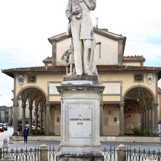 Monument to Giuseppe Giusti