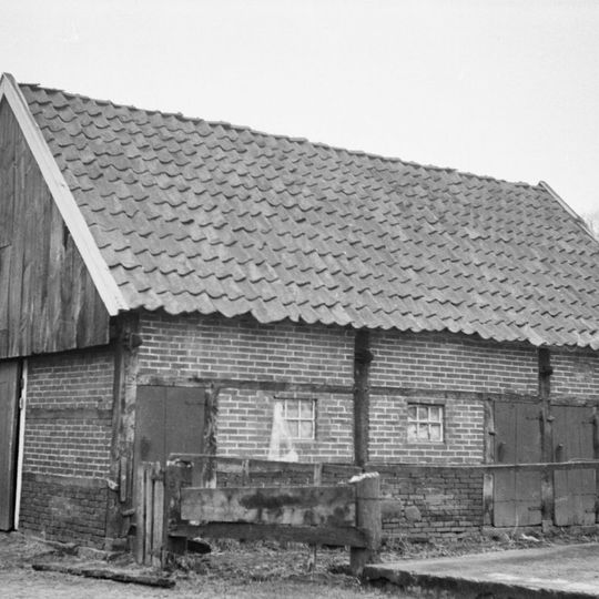 Bakspieker met vakwerk
