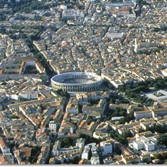 Nîmes
