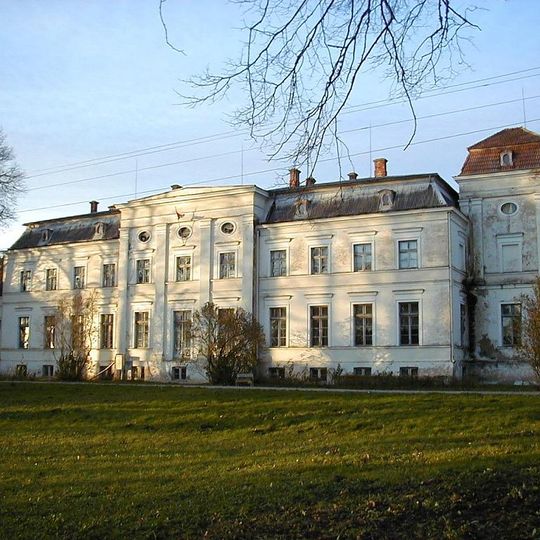 Dzērve Manor