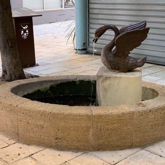 Fontaine rue Notre-Dame à Orange