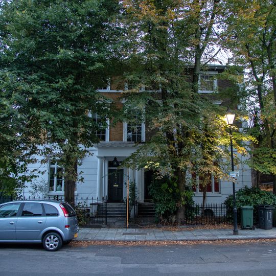 15 And 17, Groveway Sw9