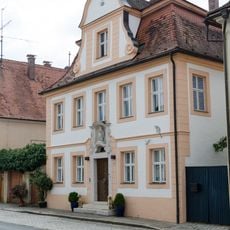 Weißenburger Straße 19