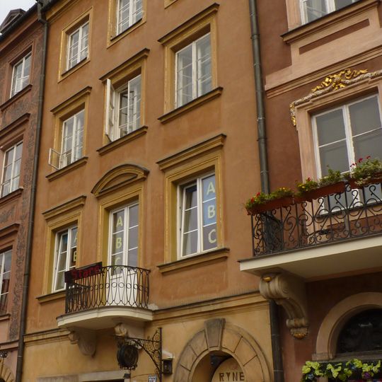 Małodobry Tenement House in Warsaw