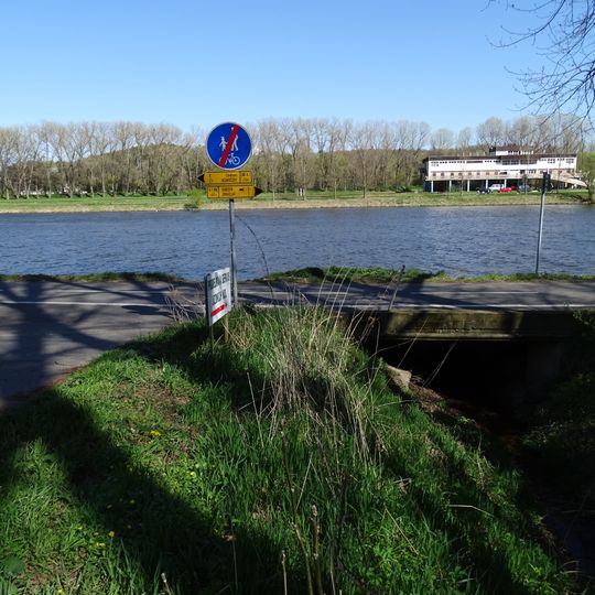 Most pobřežní cyklostezky přes ústí Mariánsko-Lázeňského potoka