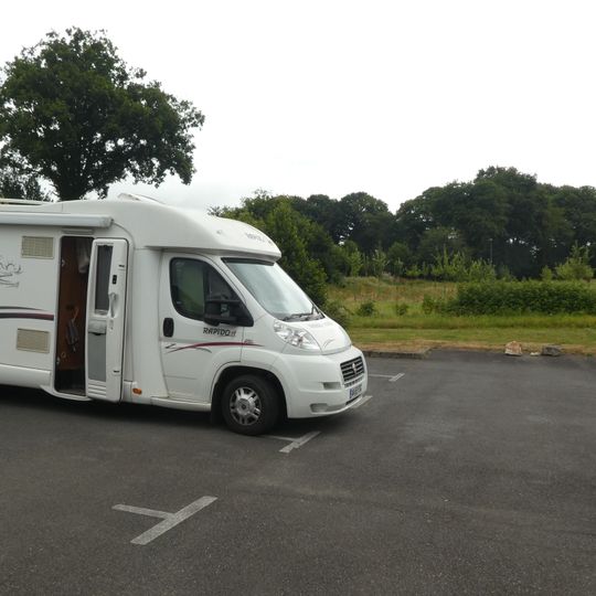 Aire de services du cimetière