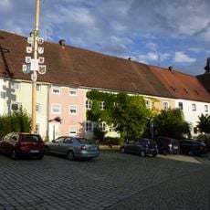 Langflügel des ehemaligen Klosters