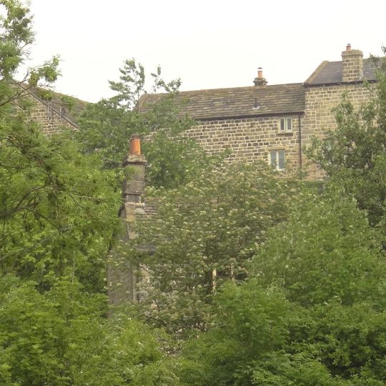 Stable, Granary Range, Cottage And Attached Archway East Of Moseley Farmhouse