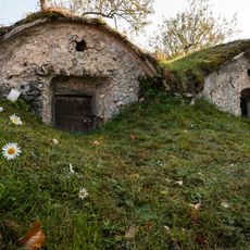 Earth house at Hotedršica 88 House
