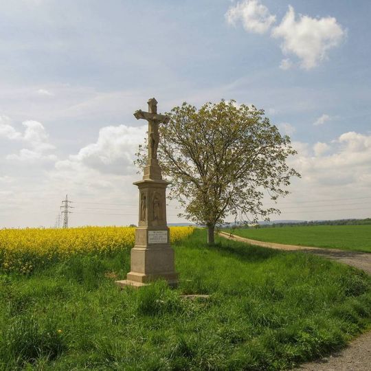 Kříž ve Střelicích na okraji obce