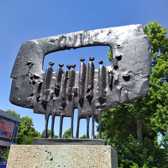 Große gerahmte Figuren