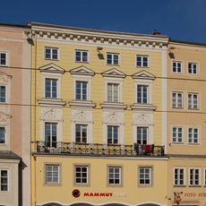 Hauptplatz 32