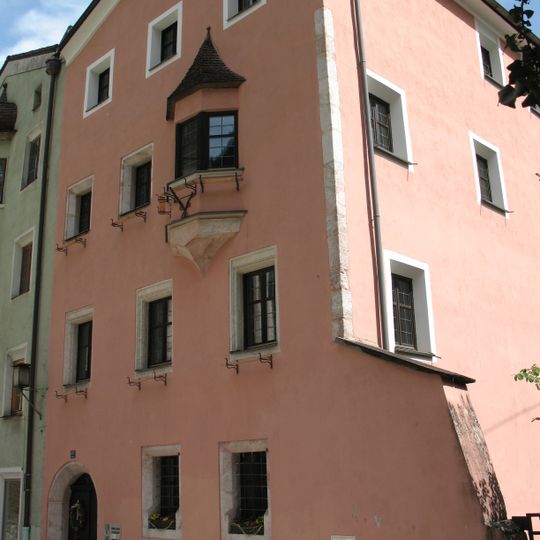 Widum Rattenberg mit Stöcklgebäude