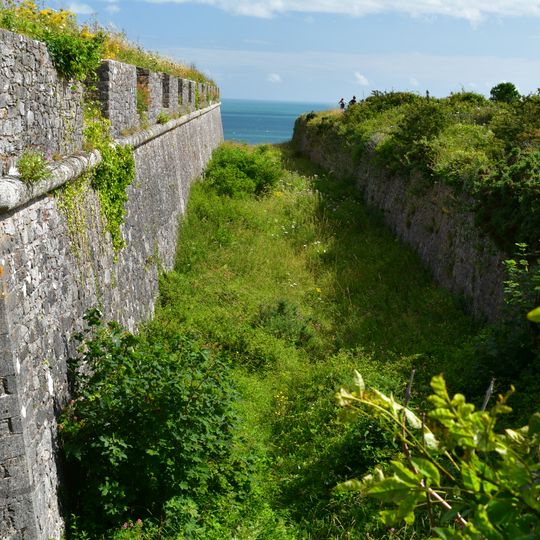Ramparts, Counterscarp Revetment, Glacis, Musketry Wall Of Southern Fort