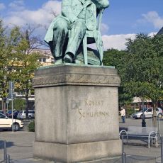 Robert Schumann Memorial