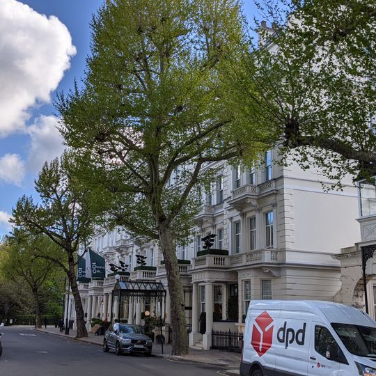 100 Queen's Gate Hotel London, Curio Collection by Hilton