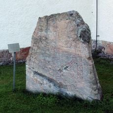 Upplands runinskrifter 62