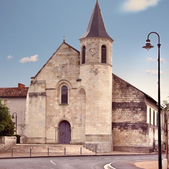 Église Saint-Hilaire d'Ouzilly