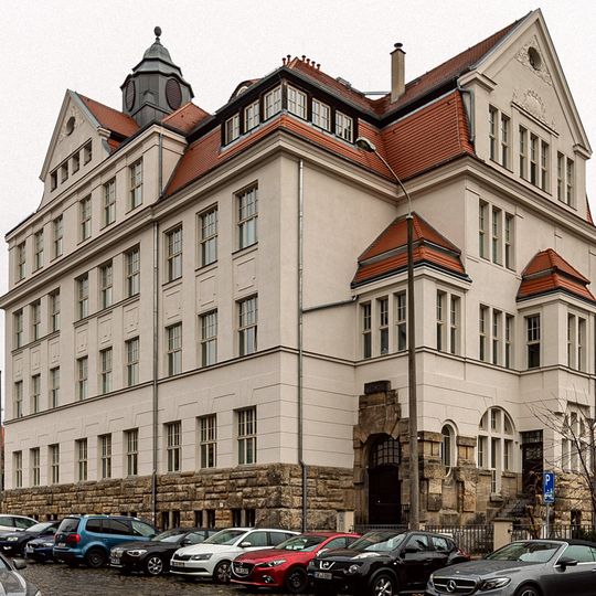 Hans-Oster-Straße 14