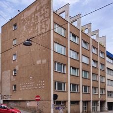 Gemeindebau Meravigliagasse 8